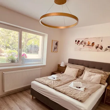 2 Valecov-zasadka 7 아파트 *